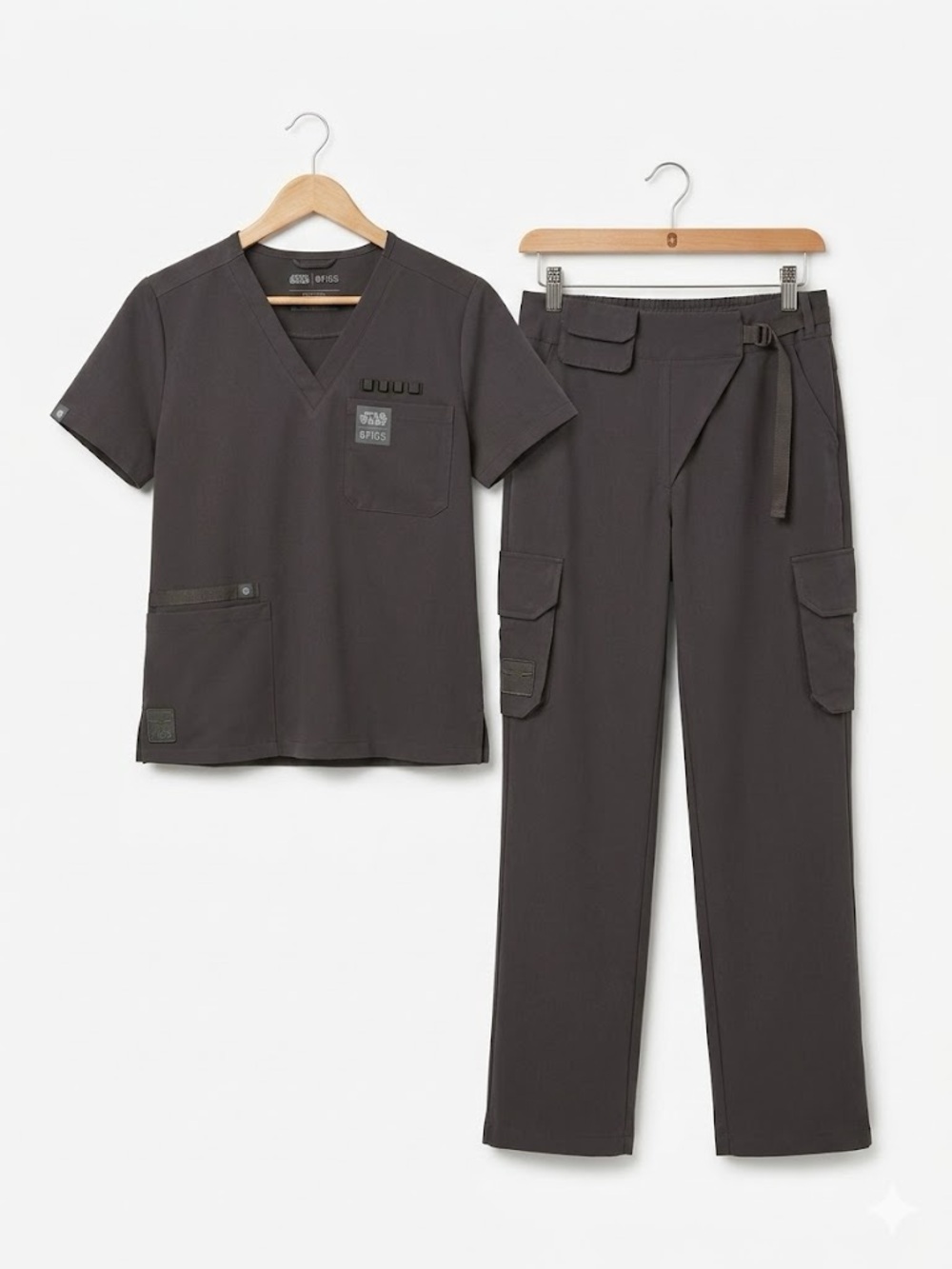 FIGS Star Wars 2 Piece Medical Scrub Set Top and Pants Size Small